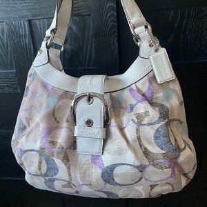 COACH Rare Signature Multicolor Canvas Shoulderbag